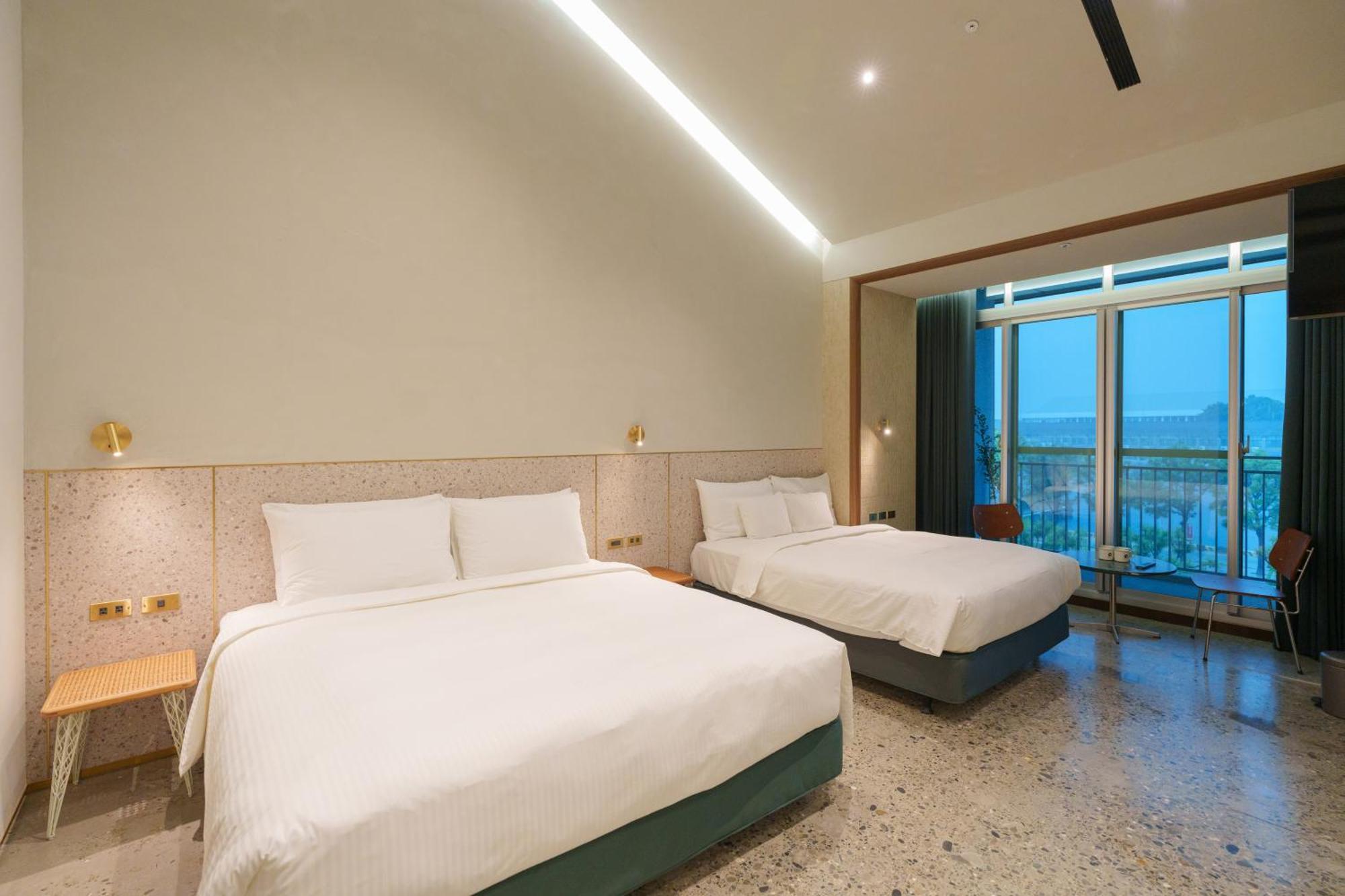 גאושיונג Papoa Harbor Hotel מראה חיצוני תמונה